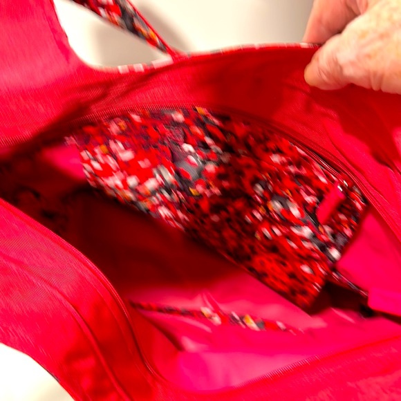 Vera Bradley, expandable tote bag - Picture 2 of 2